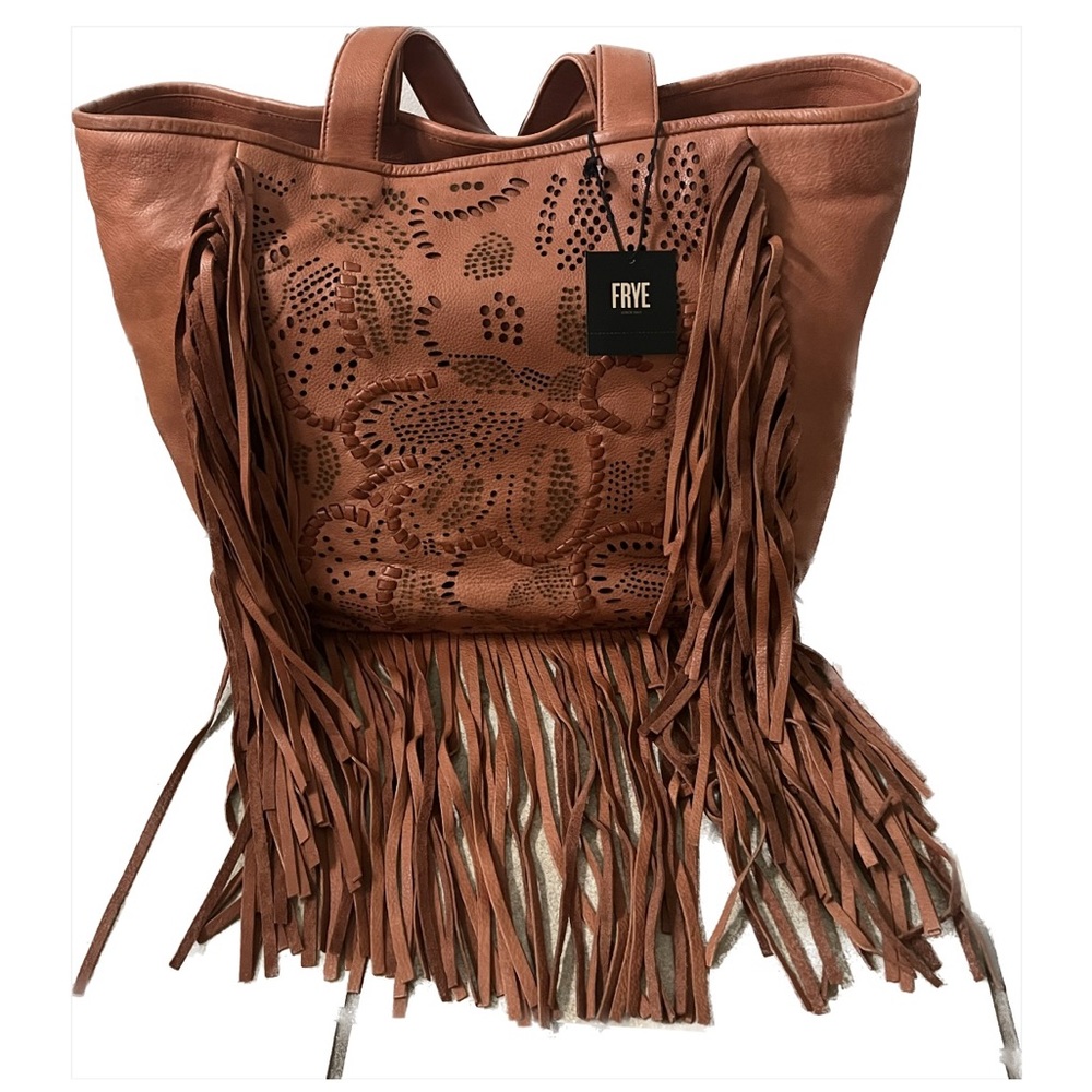 Frye Large Tote!! w fringe